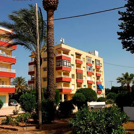 Ricky's Village Nova * Denia